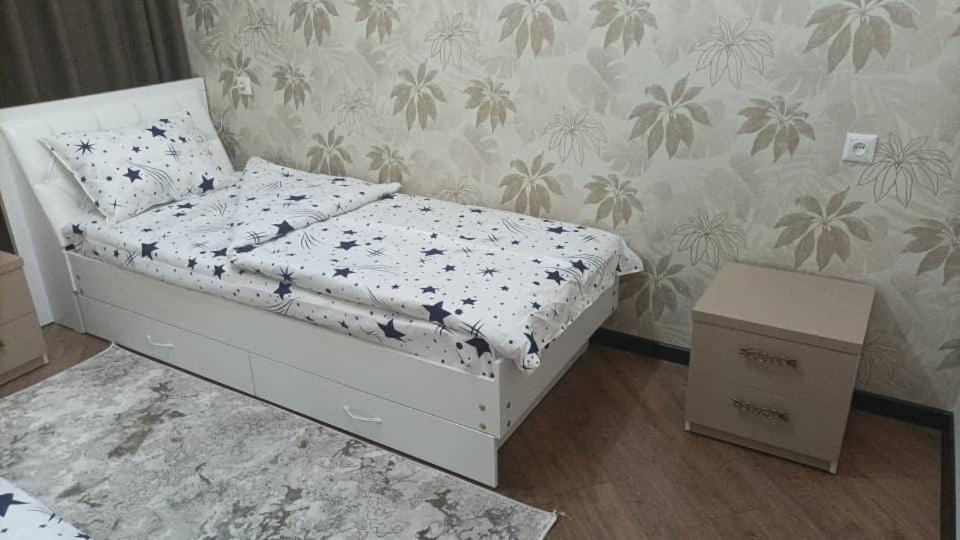 Роща 7 Hotell Bisjkek Eksteriør bilde