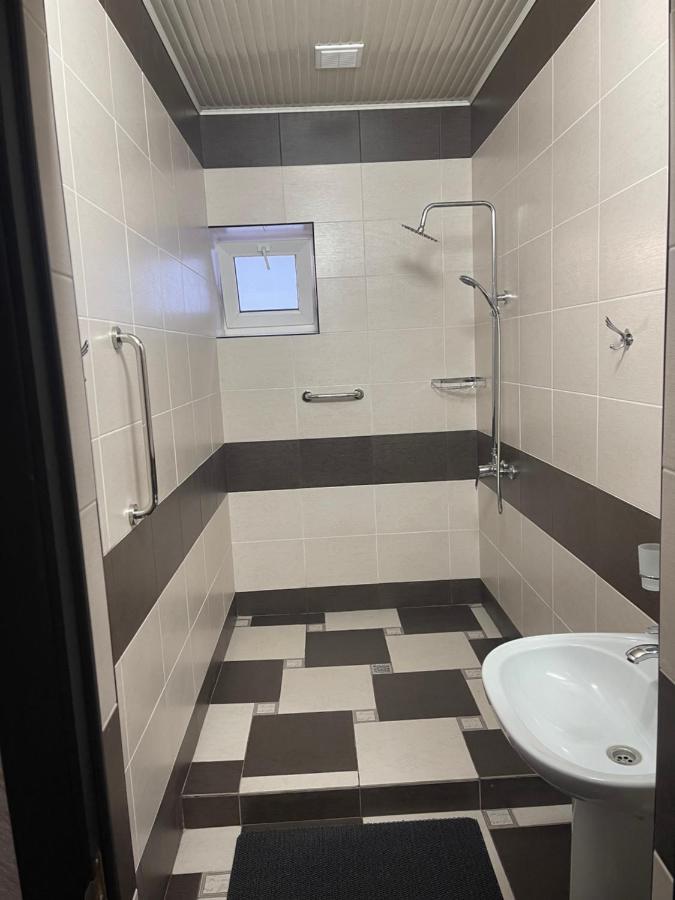 Роща 7 Hotell Bisjkek Eksteriør bilde