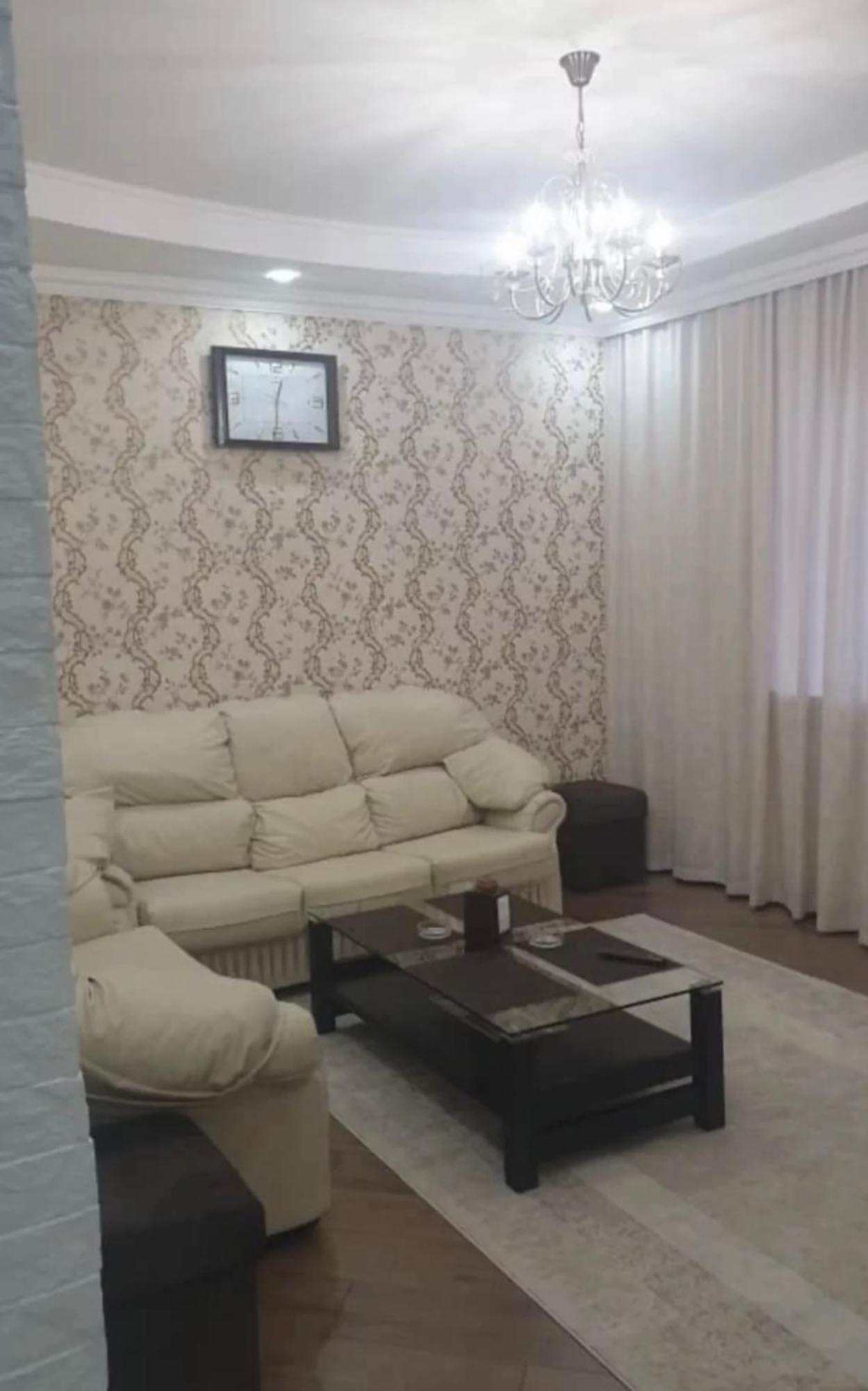 Роща 7 Hotell Bisjkek Eksteriør bilde